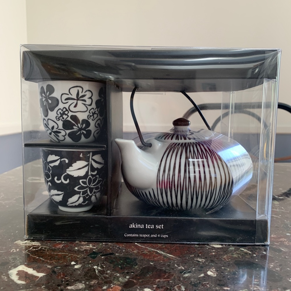 PIER 1|Tea set| akina